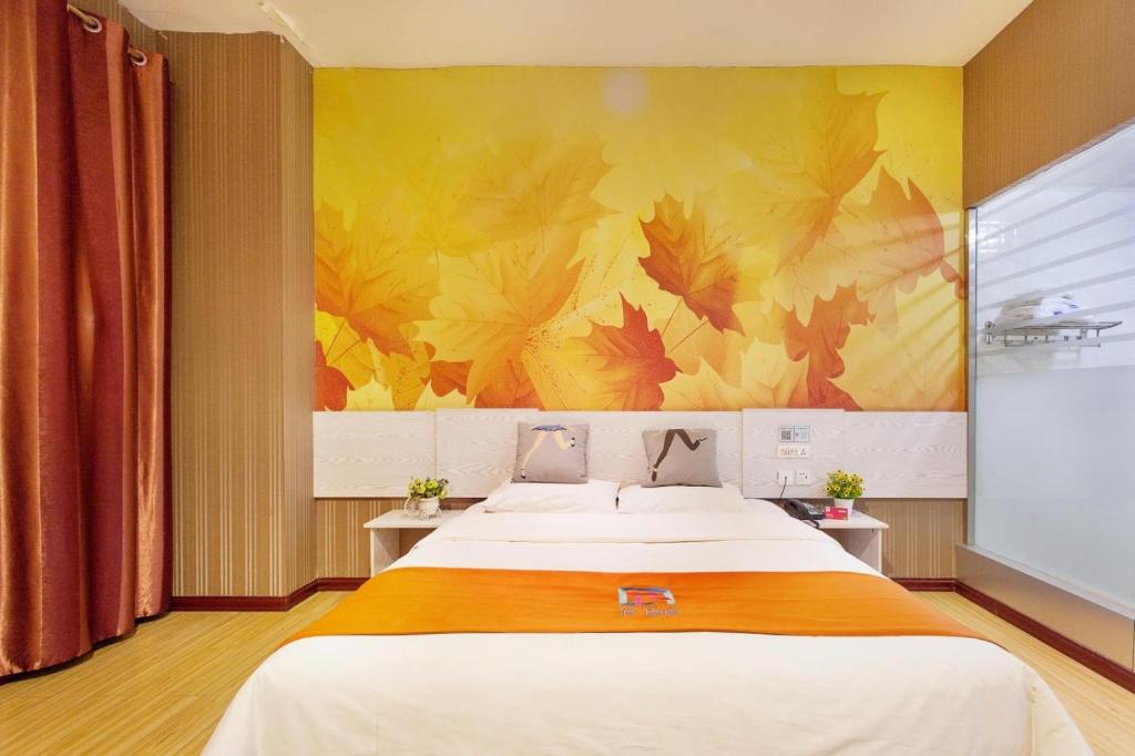 Pai Hotel Yining Huarui International Commerce And Trade City photo 3