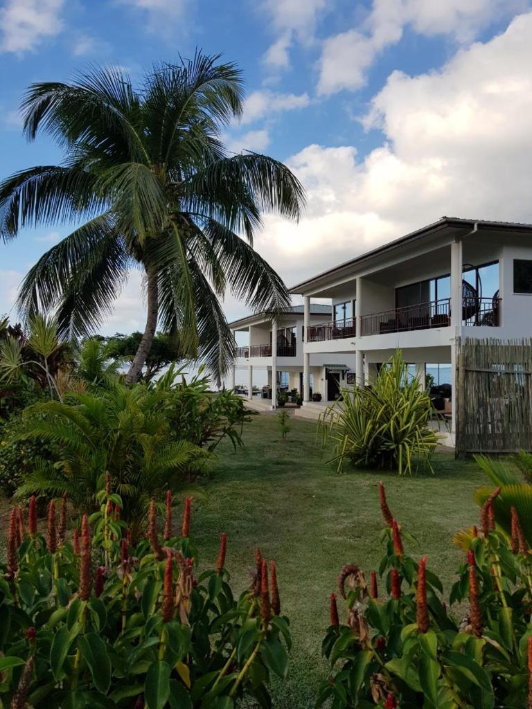 Апартаменты (Улучшенные апартаменты — Со стороны моря), Beach Cottages