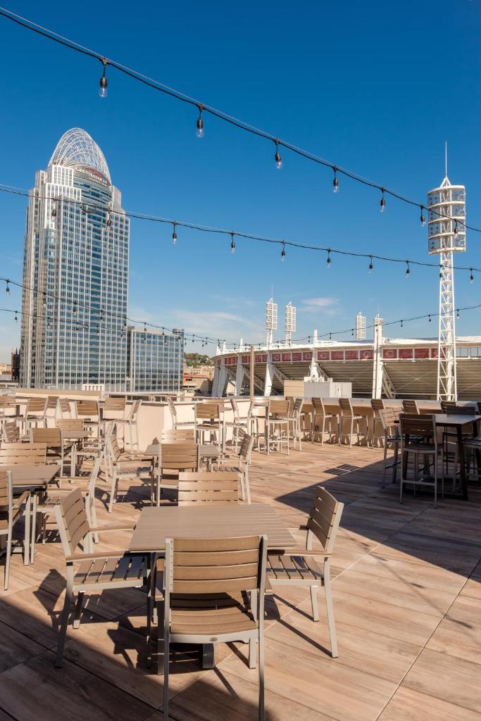 AC Hotel by Marriott Cincinnati at The Banks photo 1