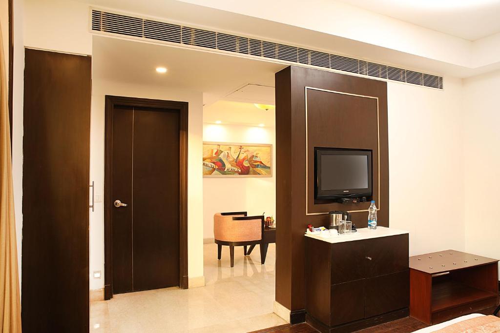 Двухместный (Улучшенный двухместный номер с 1 кроватью), Ahuja Residency Vista Woods