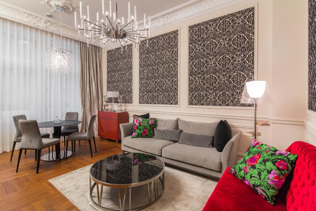 Сьюит (Улучшенный люкс с кроватью размера «king-size»), Rubin Luxury Apartments