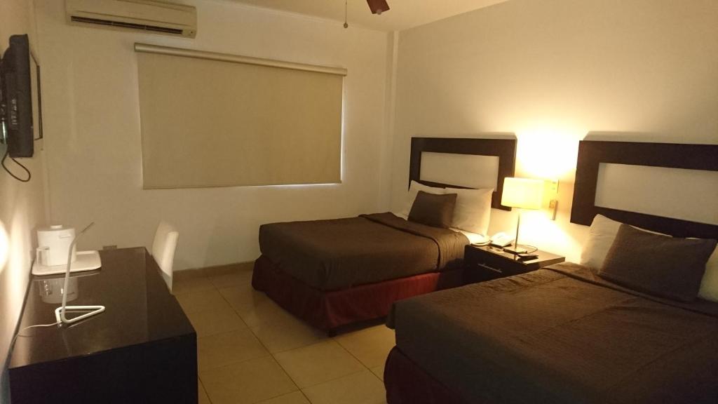 Hotel Brandts Ejecutivo Los Robles photo 4