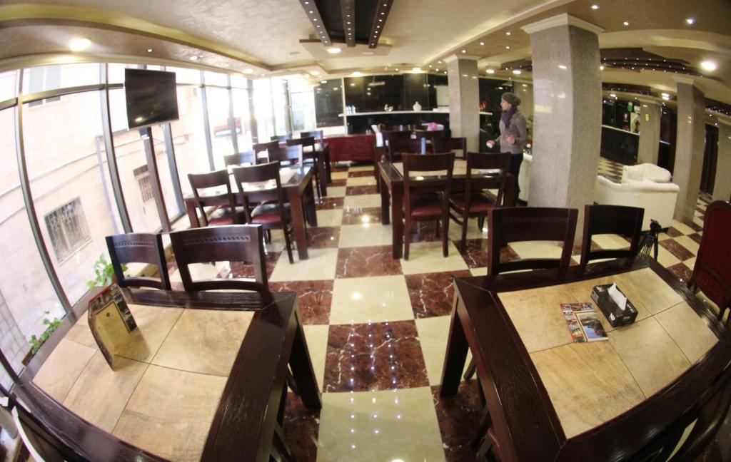 Nahas Plaza photo 4