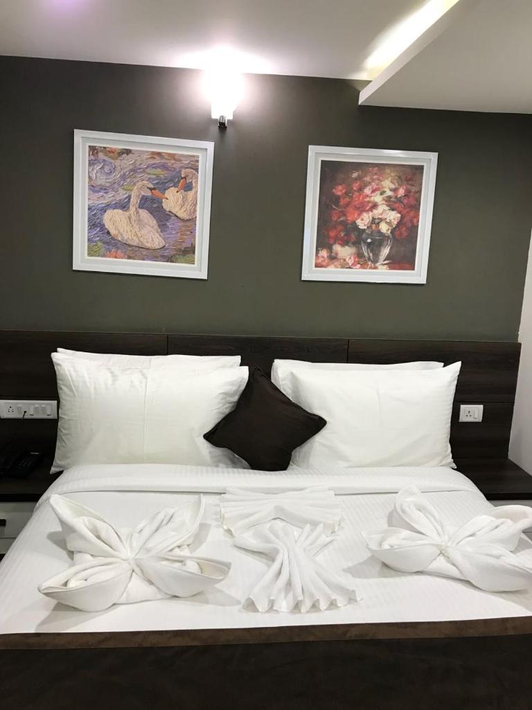 Двухместный (Superior Room with 24 Hours Check-in & Check-out), Hotel Royal Inn
