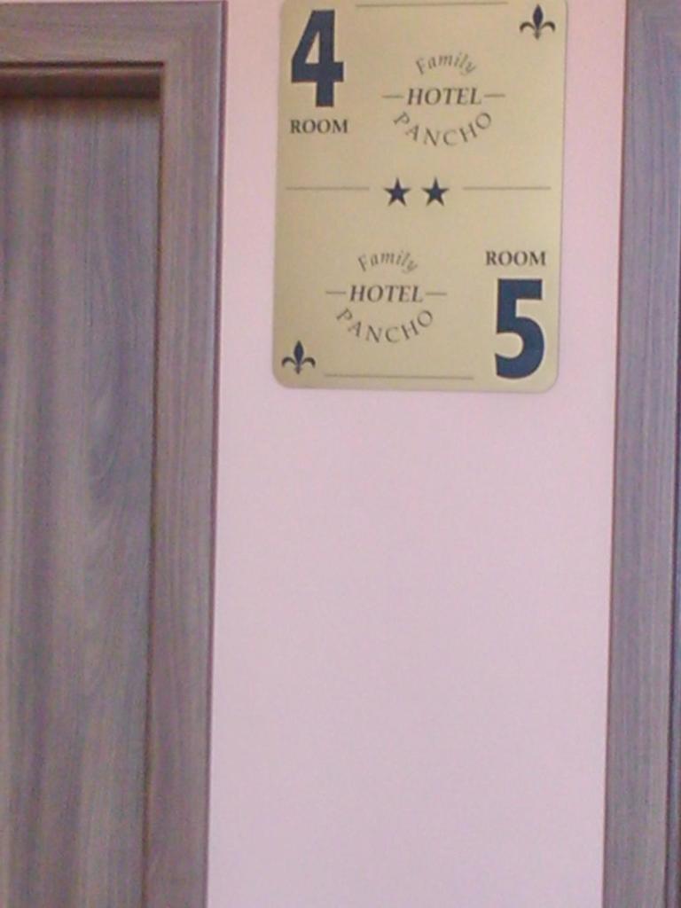 Pancho Family Hotel photo 1