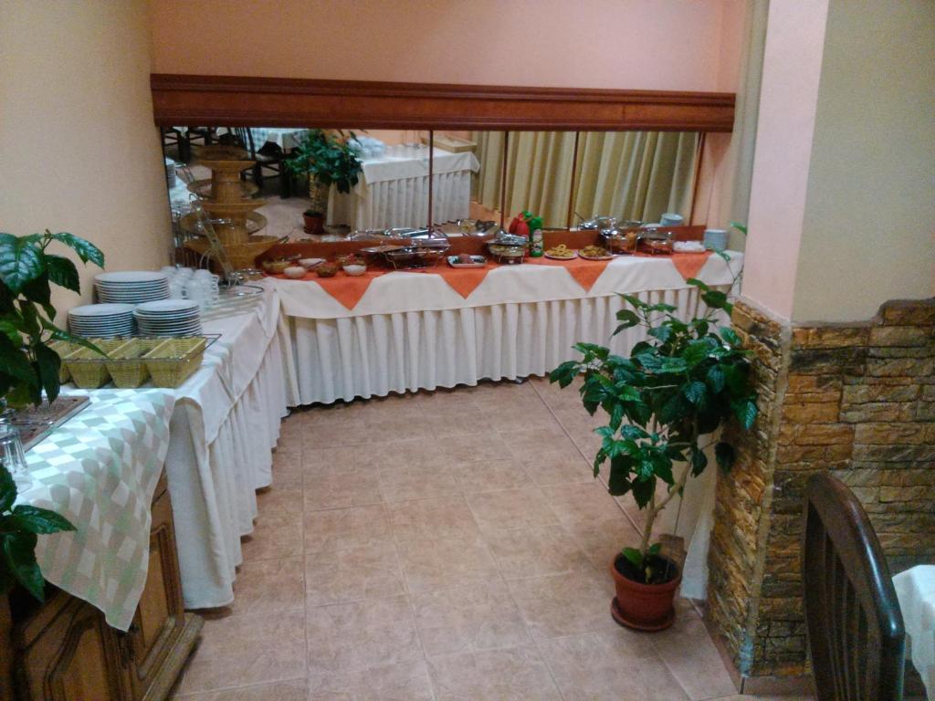 Pancho Family Hotel photo 4