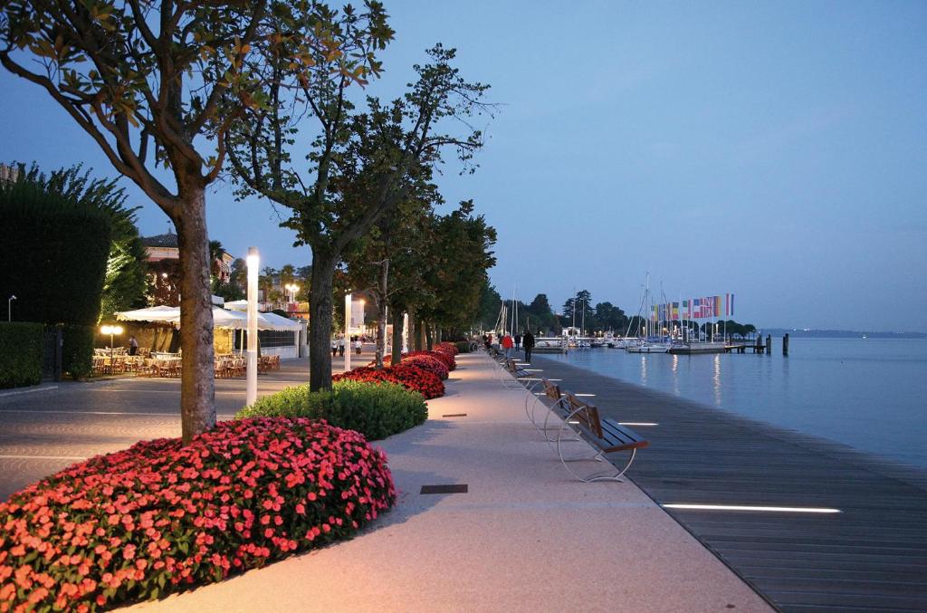 Blue Lake Residence - Bardolino photo 4