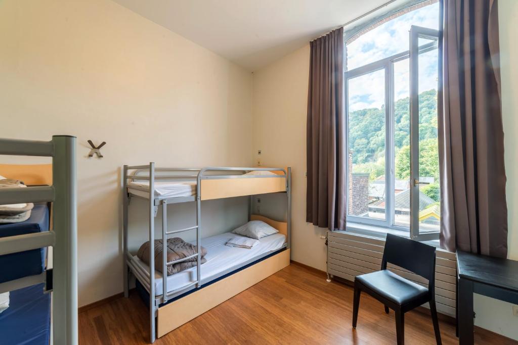 Auberge de Jeunesse de Namur Room Type - Single Bed in Female Dormitory Room