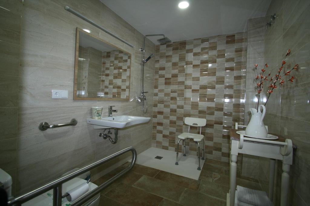 Apartamentos mirasierra plaza photo 2
