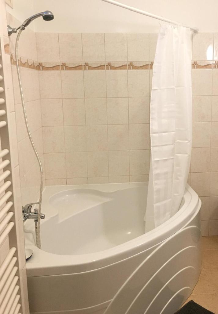 Апартаменты (Улучшенные апартаменты), Апарт-отель Angel City