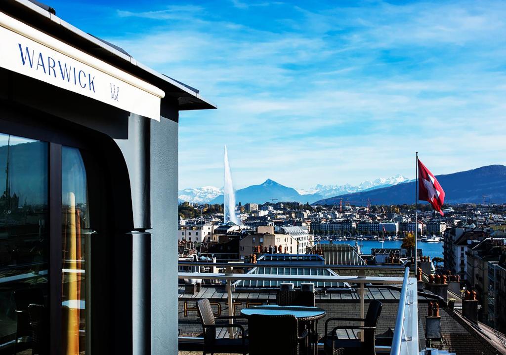 Сьюит (Люкс в пентхаусе с террасой), Warwick Geneva