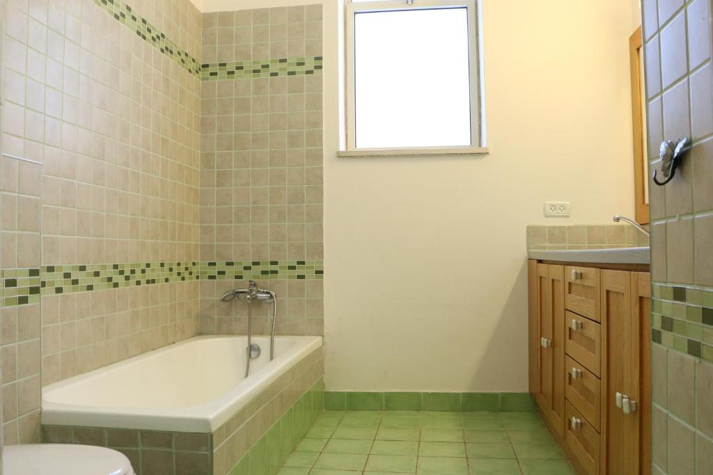 Aviv Beautiful Villa, 5 BR, Golan Heights photo 2