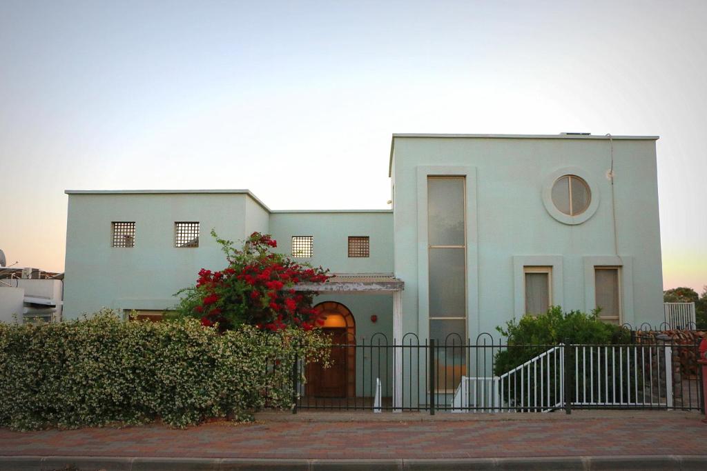 Aviv Beautiful Villa, 5 BR, Golan Heights