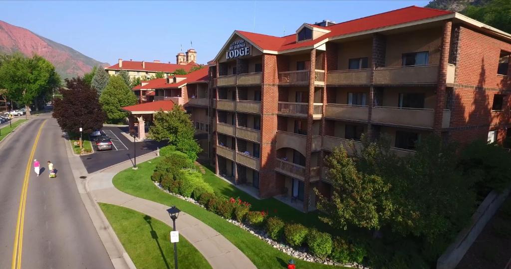 Glenwood Hot Springs Resort photo 4
