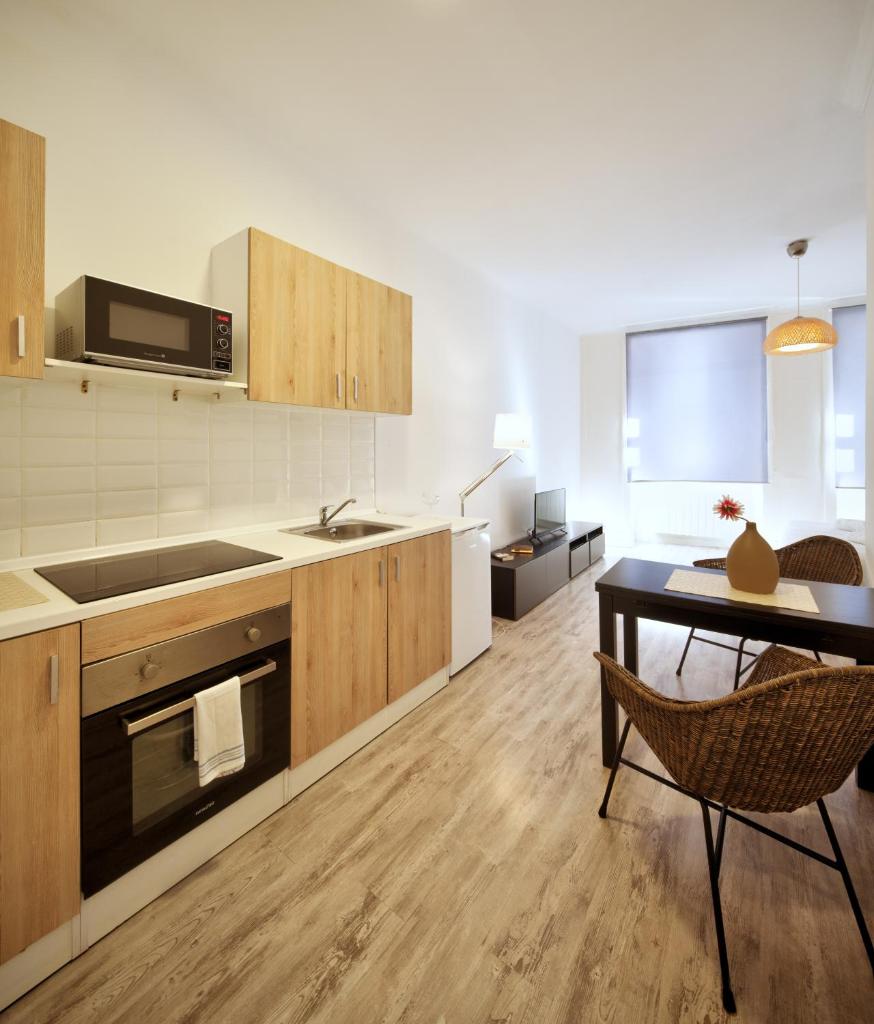 Студио (Номер-студио (для 2 взрослых)), Aparthotel Oporto Entreparedes
