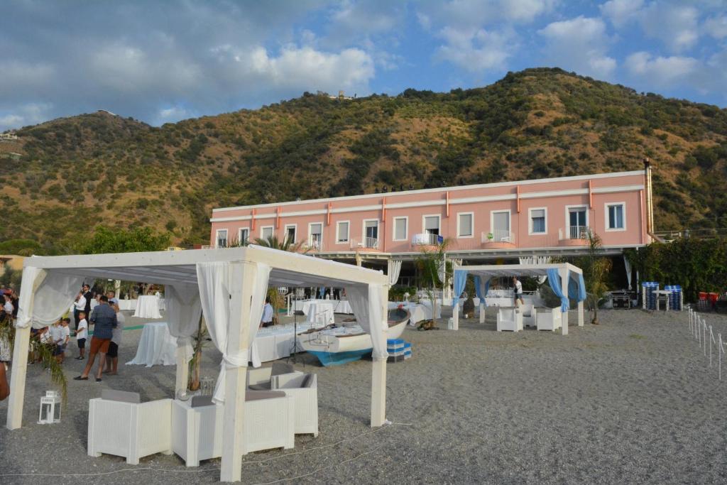 Hotel Ristorante La Scogliera - NUOVA GESTIONE