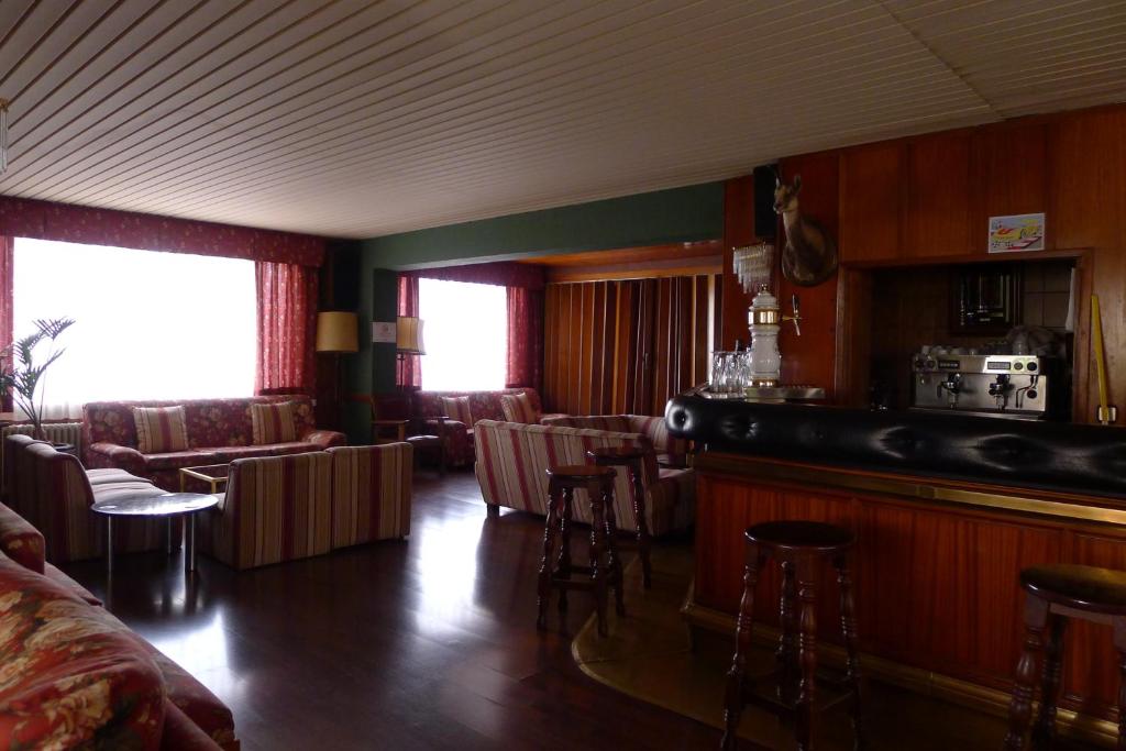 Aero Hotel Cerdanya Ca L'eudald photo 4