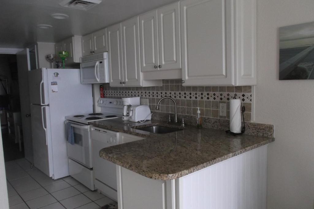 Sea Watch Resort Upgraded One Bedroom photo 3