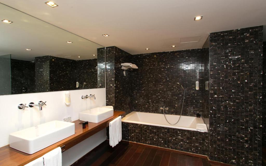 Hotel Zhero photo 1
