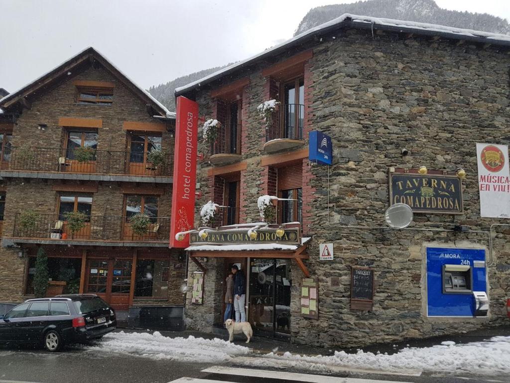 {
  "en-gb": "Hotel Comapedrosa"
}