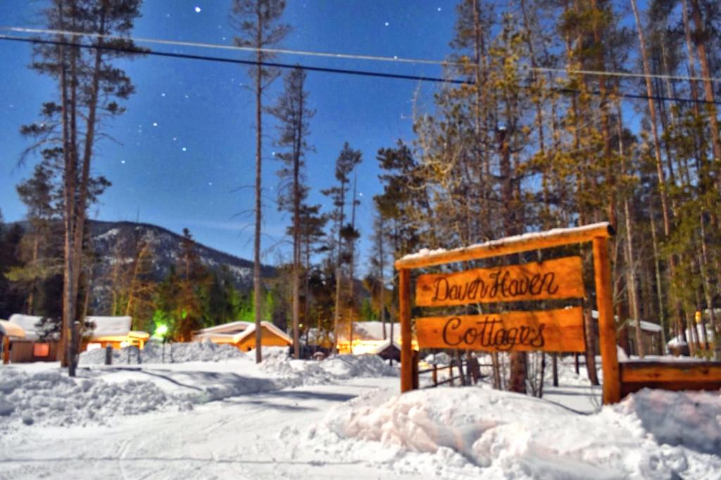 Daven Haven Lodge & Cabins image