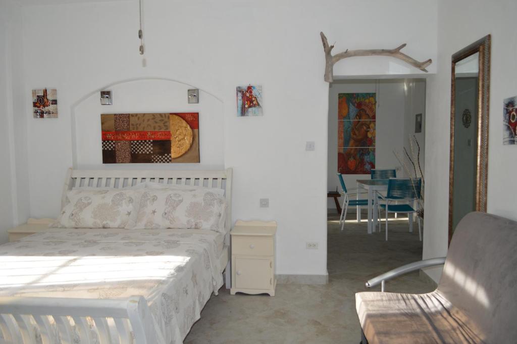 Frangipani Apartment photo 1