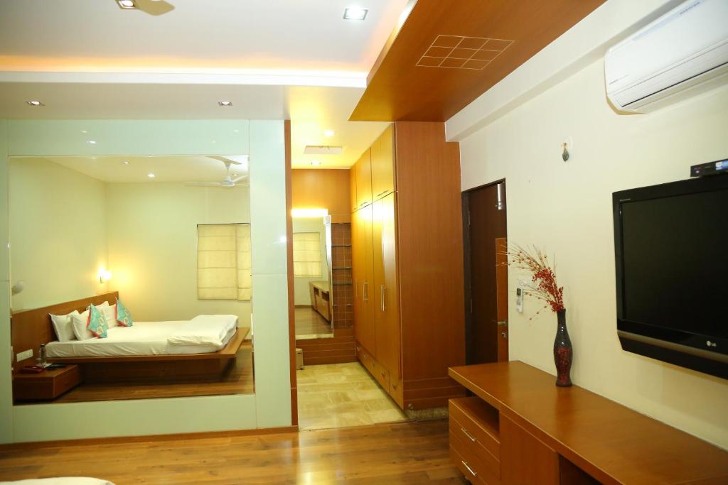 Двухместный (Номер Делюкс с кроватью размера «king-size»), Swan suites Madhapur