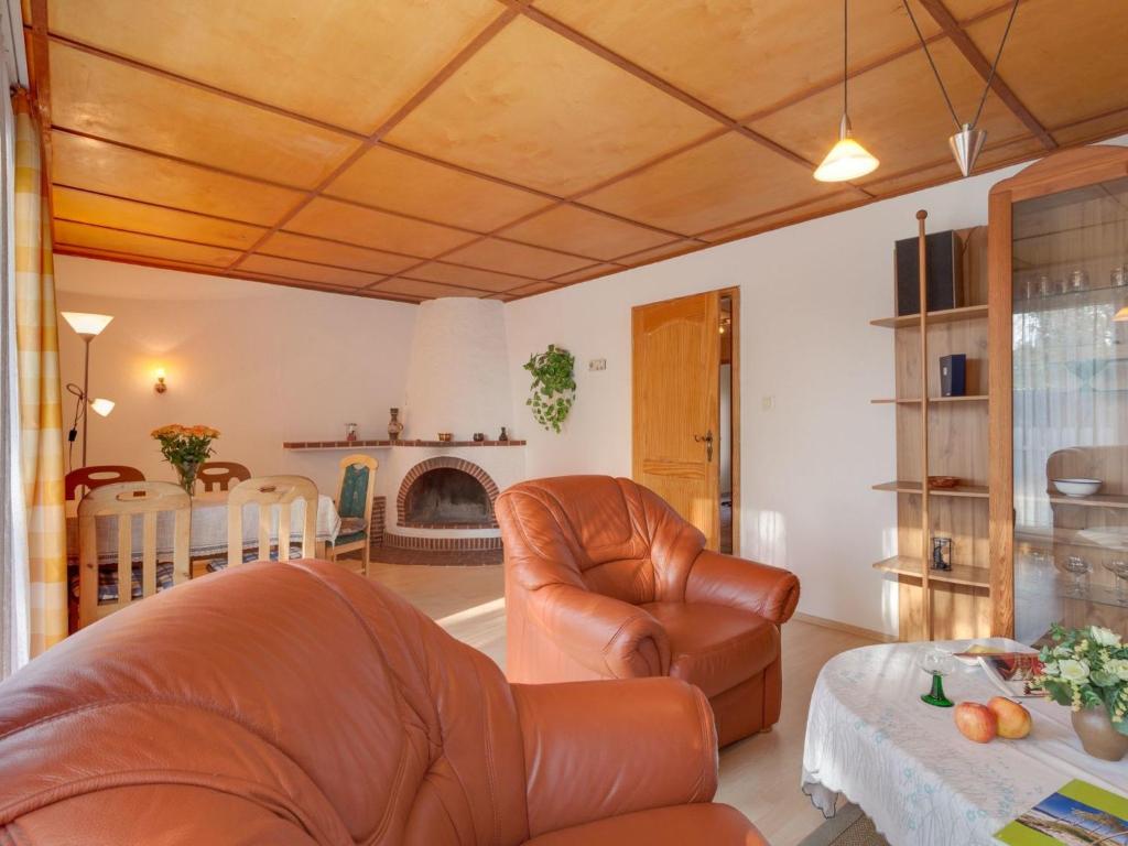 Tranquil Holiday Home in Zingst Germany with Terrace photo 3