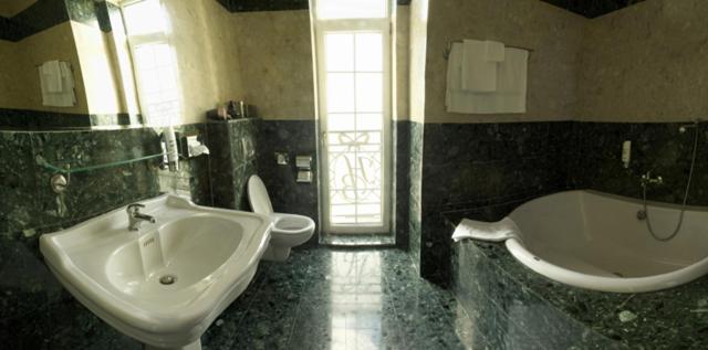 Сьюит (Президентский люкс), Luxury Garni Hotel Brix