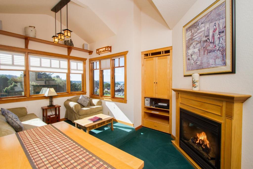 Mendocino View East photo 1