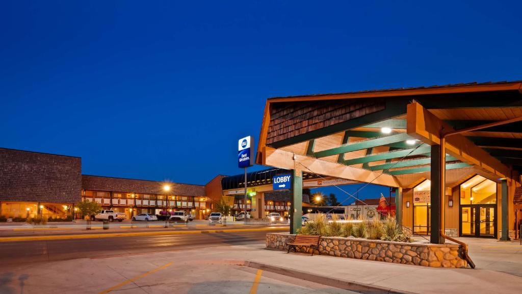 Best Western Sheridan Center image