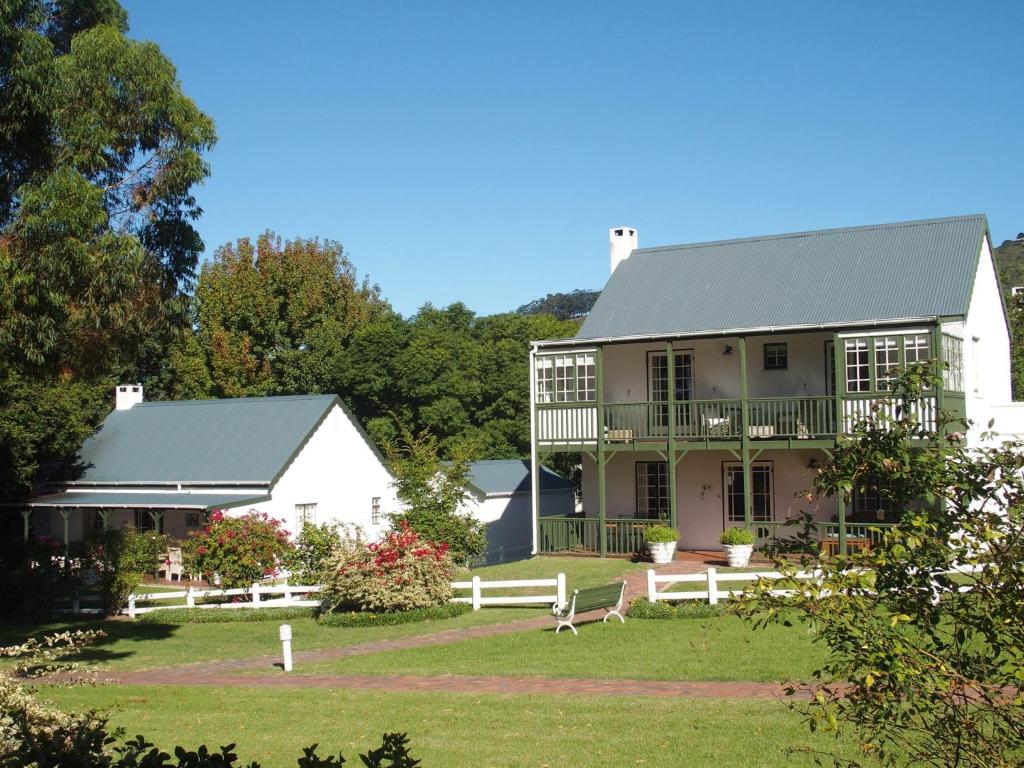 Belvidere Manor Lagoonside Cottages photo 1