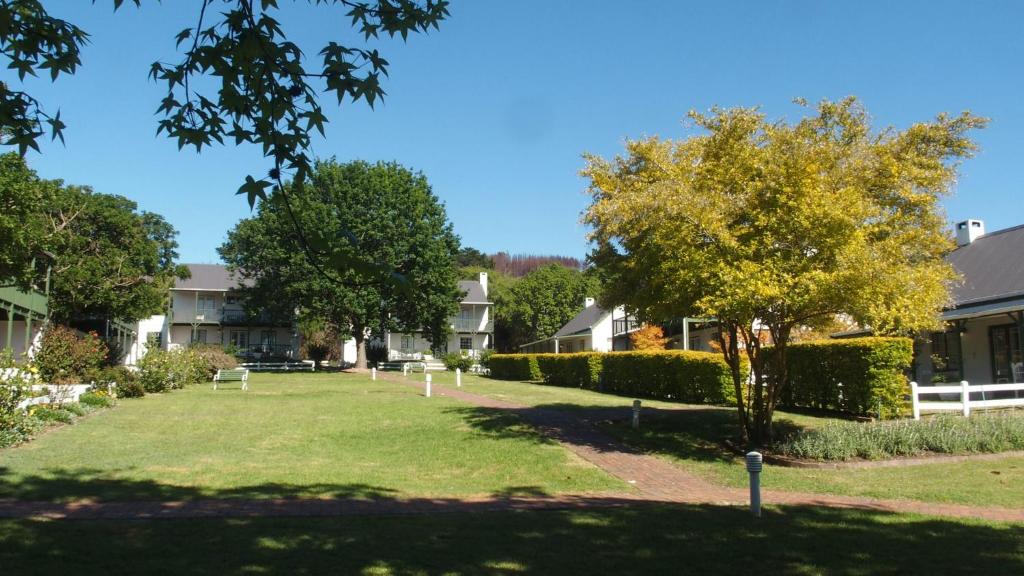 Belvidere Manor Lagoonside Cottages photo 4