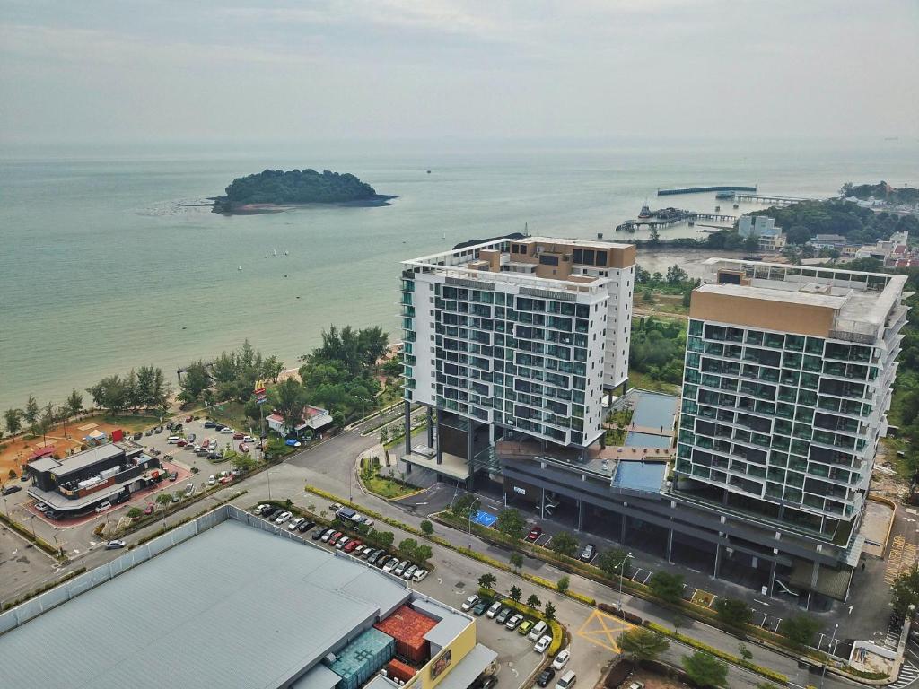 D'Wharf Hotel & Serviced Residence photo 1