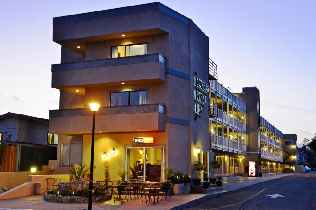 Lovers Point Inn image