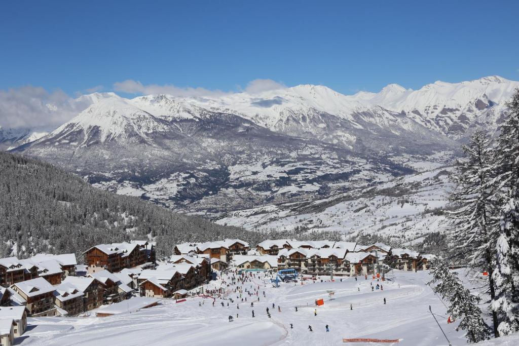 Hauts de Preclaux By Infini Mountain - Thumbnail image
