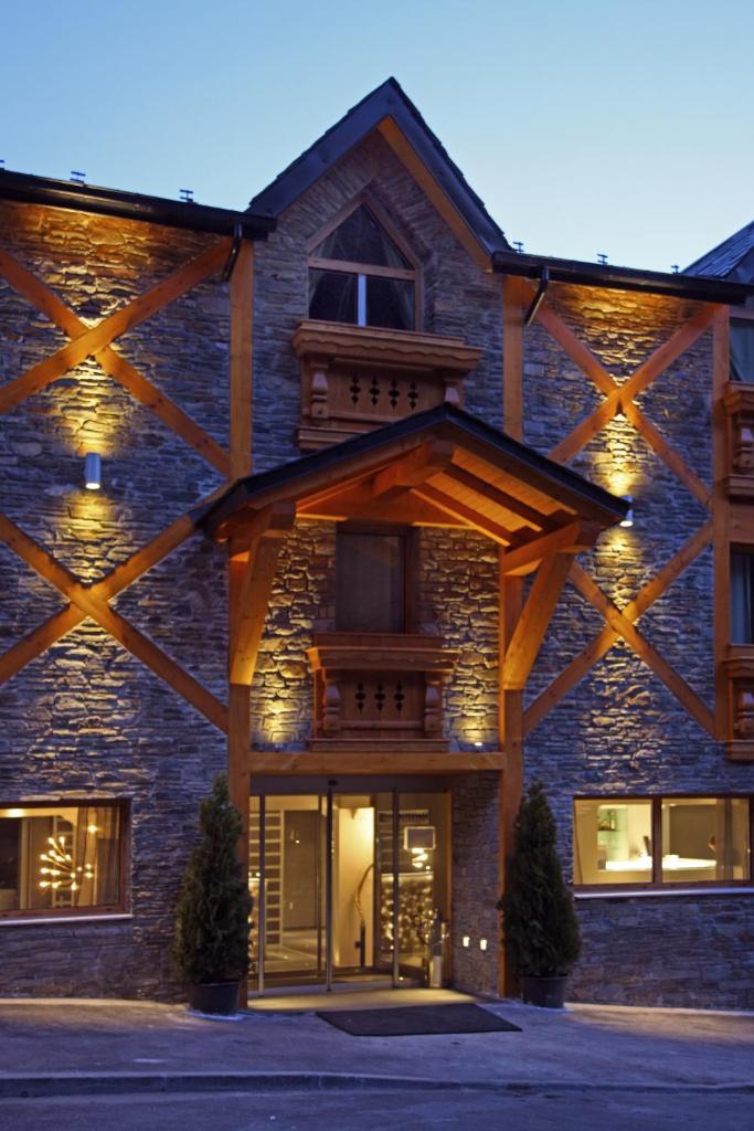 {
  "en-gb": "Hotel & Spa Xalet Bringue"
} photo 3