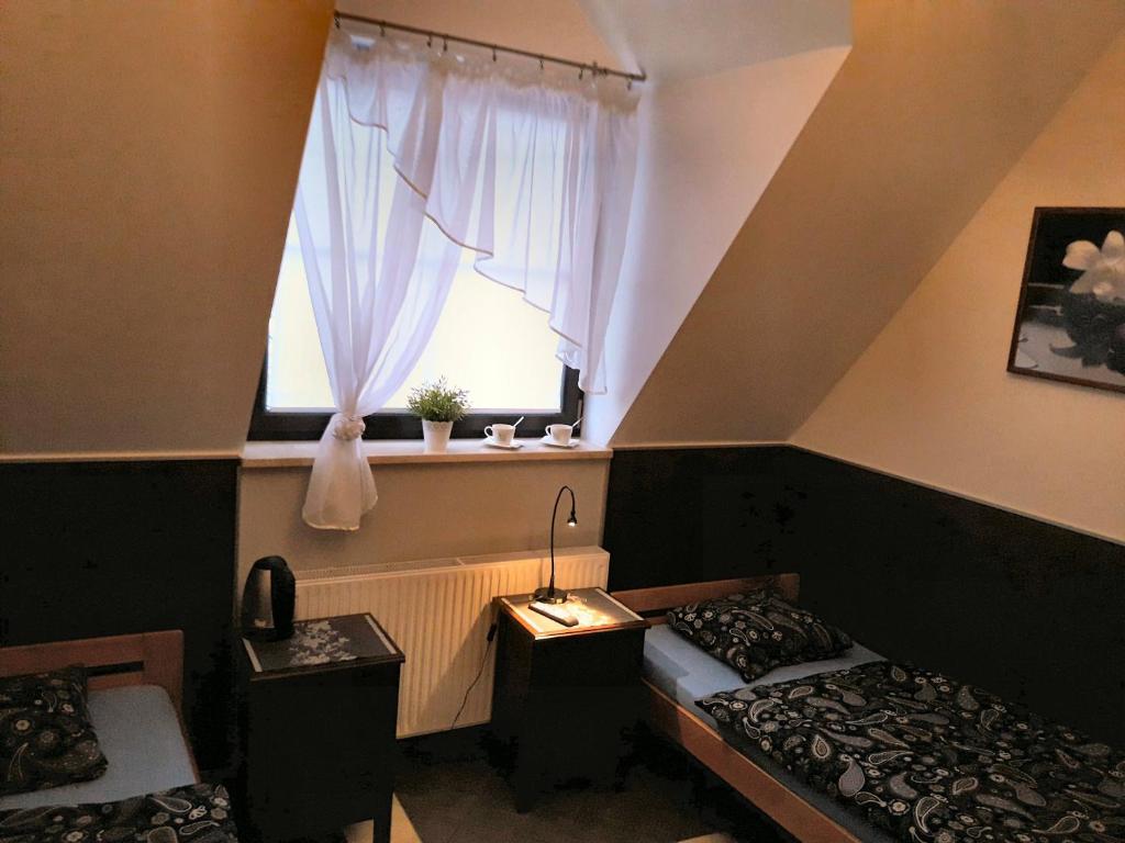 Hostel Pokój z łazienką, pokoje pracownicze z łazienkami, Kwatery, Pokoje Gościnne, Noclegi photo 1
