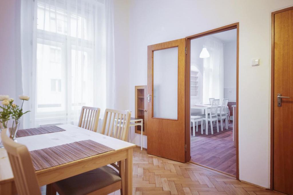 Апартаменты (Улучшенные апартаменты), Апарт-отель Angel City