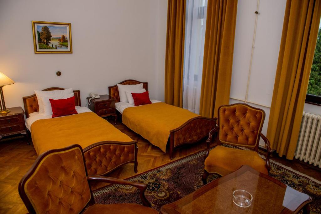 Hotel Grand photo 3