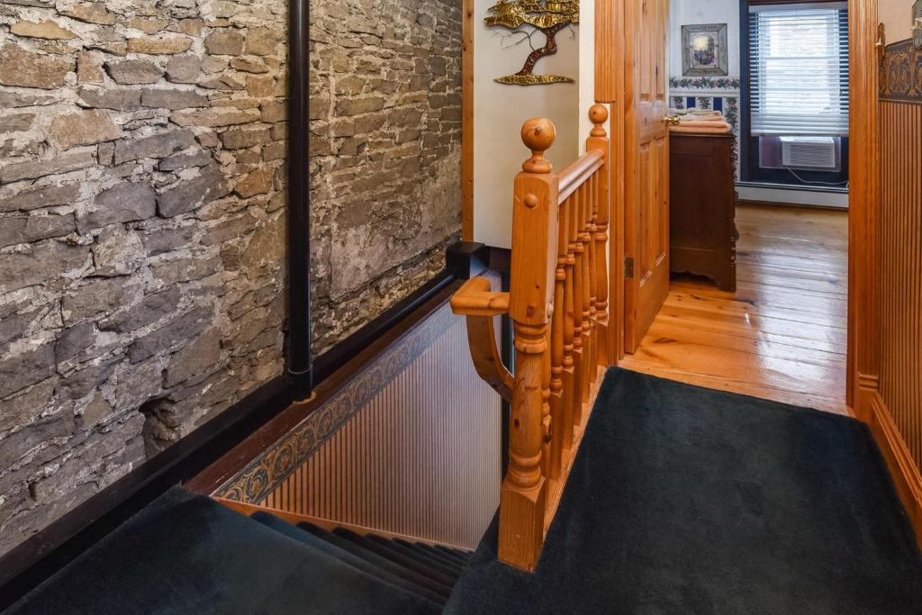 Noble Waterfront Suites photo 3
