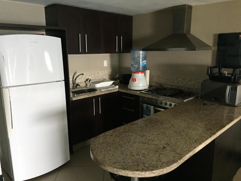 Bay View Grand Marina 1605 Sur photo 4