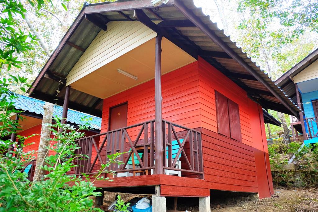 Номер (Бунгало с вентилятором), Курортный отель Chokdee Resort