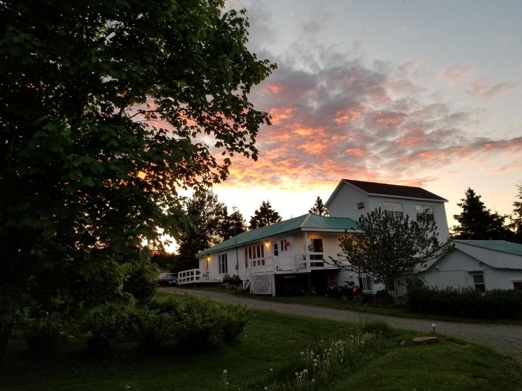 Gîte Aux Jardins De L'Anse photo 1