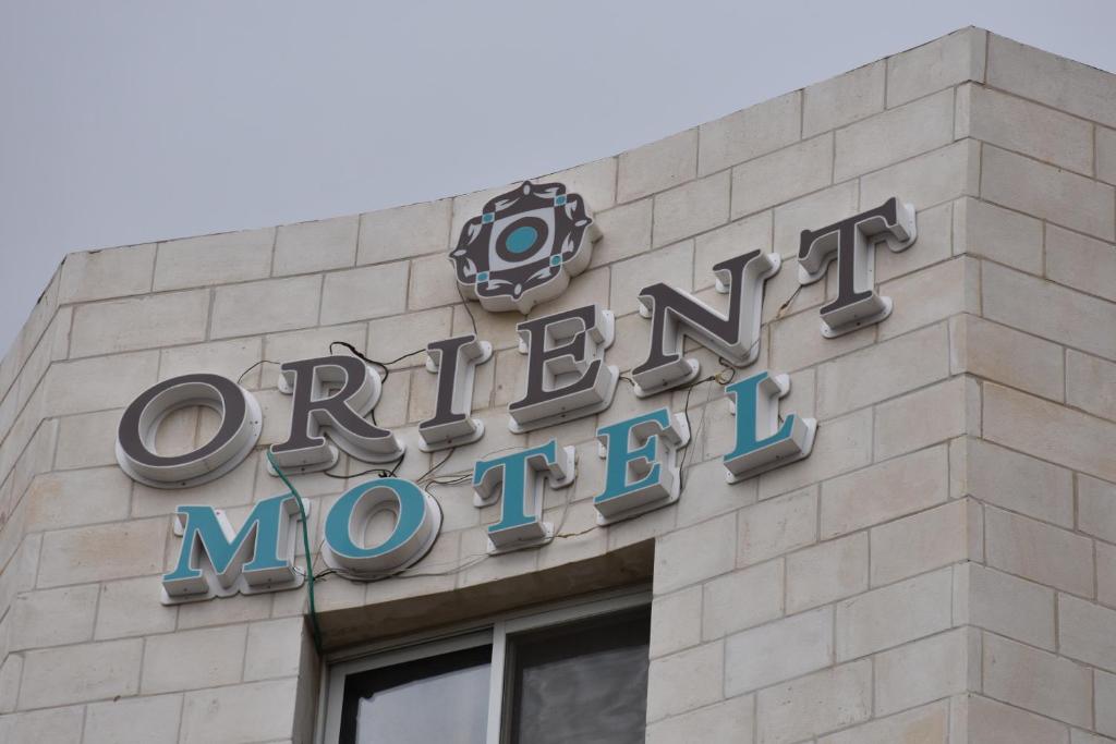 Orient Hotel photo 2