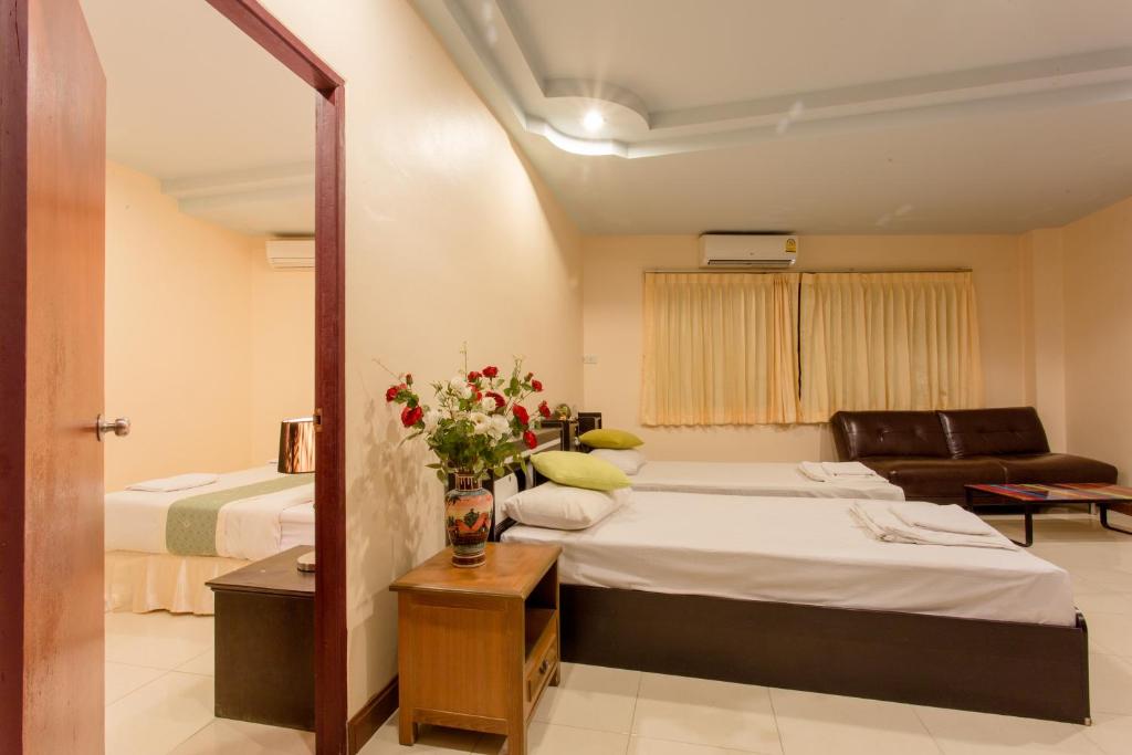 Двухместный (Двухместный номер Делюкс с 2 отдельными кроватями), Surin Sunset Hotel