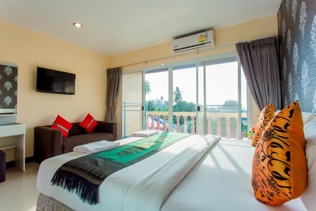 Surin Sunset Hotel - SHA photo 4