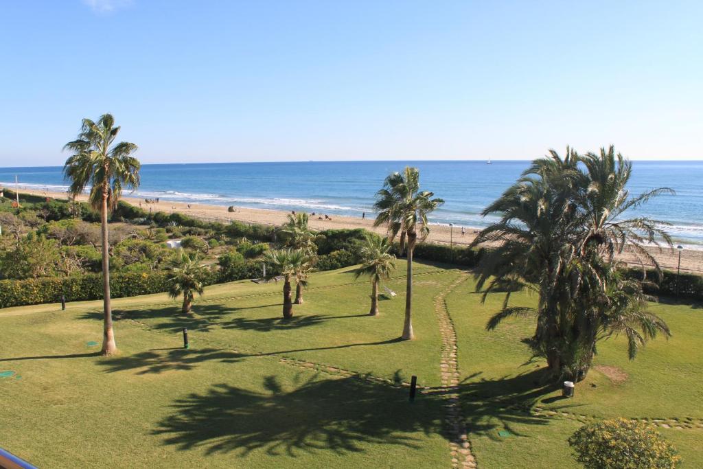 GAVA 2 BEACHFRONT PENTHOUSE photo 1