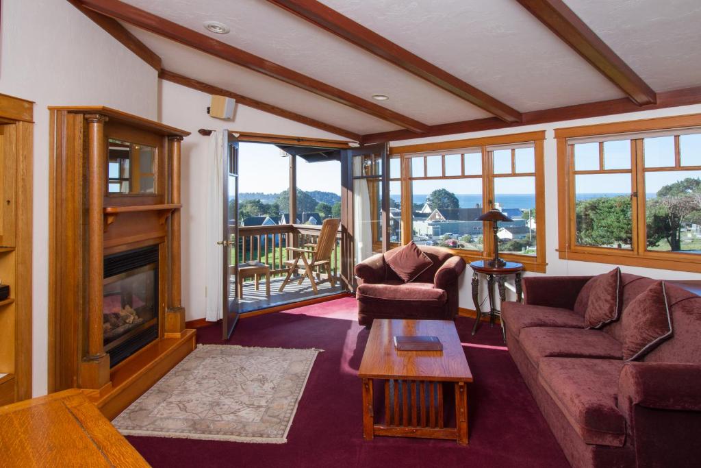 Mendocino View West photo 4