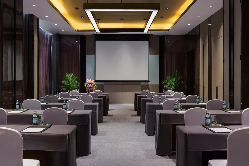 Wanda Realm Hotel Wuhu photo 2